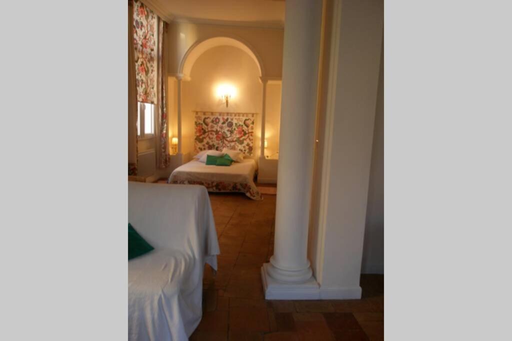Logis De Sainte-Scarbes Apartment Toulouse Exterior photo